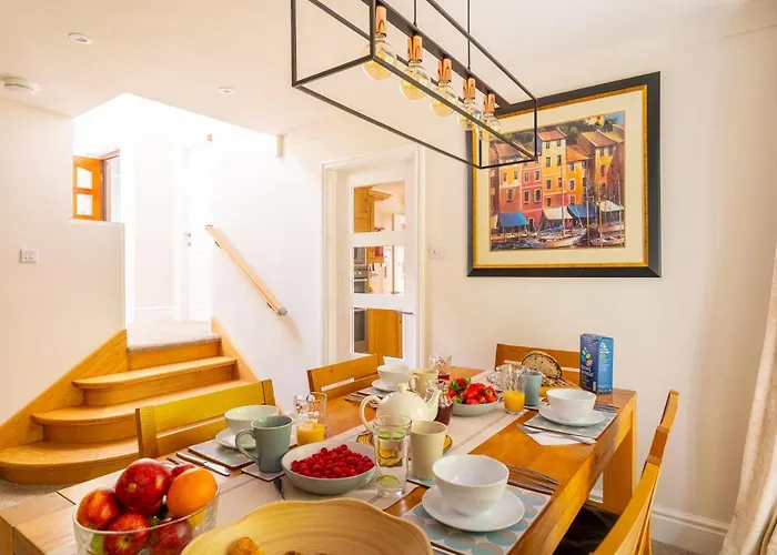 Hollybrook 安布尔塞德