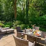 Hollybrook * Ambleside