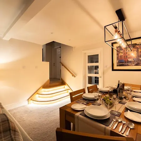 Semesterbostad Hollybrook