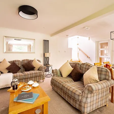 Hollybrook Дом отдыха